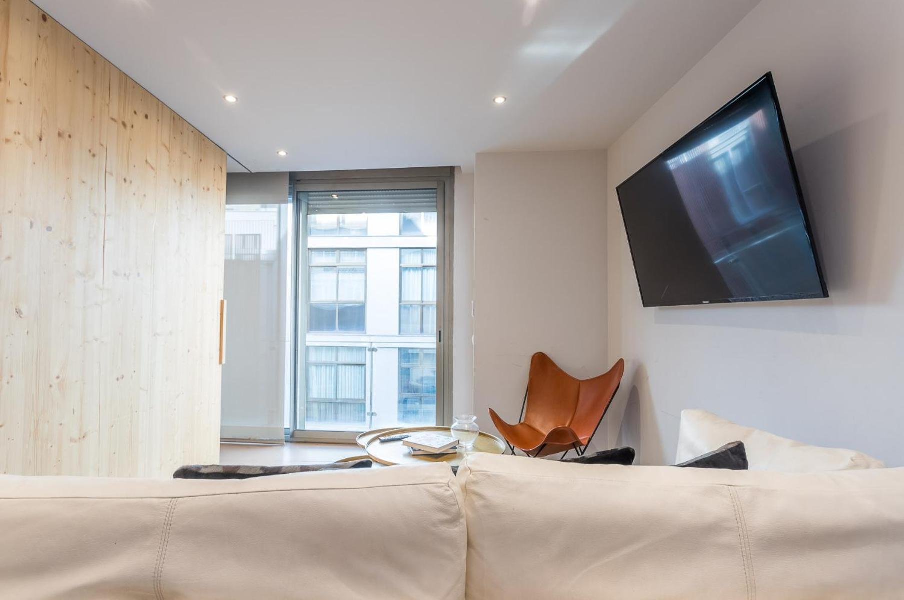 My Space Barcelona Brand New Apartments In City Center Room photo